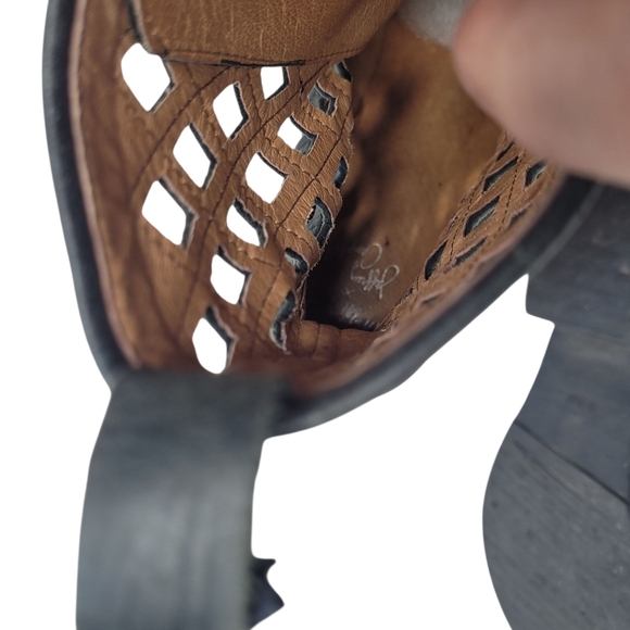 Nasty Gal X Jeffery Campbell Cut Out Pixel Ankle Boots Size 6.5 - Picture 4 of 7